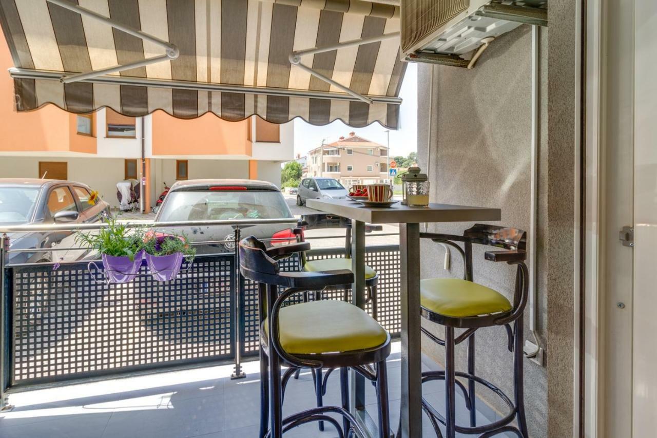 Charming And Sweet Vito In Apartment Pula